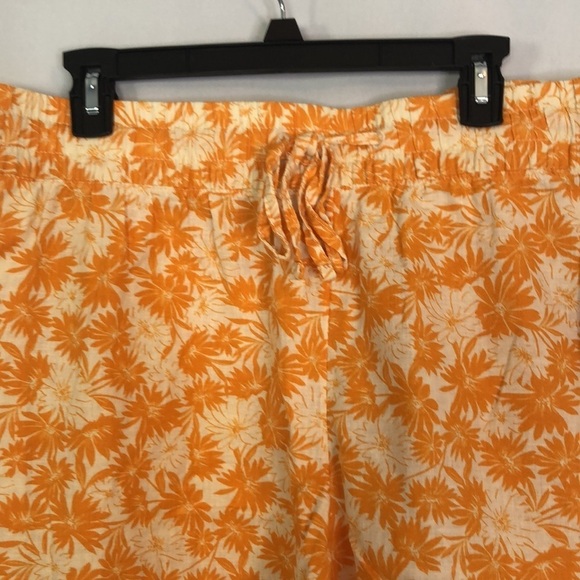 Terra & Sky Women's Plus Size Pull-On Drawstring Linen Shorts Size 4X (28W-30W) - Picture 6 of 9